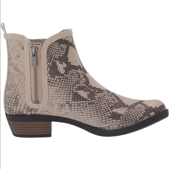 NEW - LUCKY brand Basel H20 rain boot in color chinchilla - Picture 2 of 9
